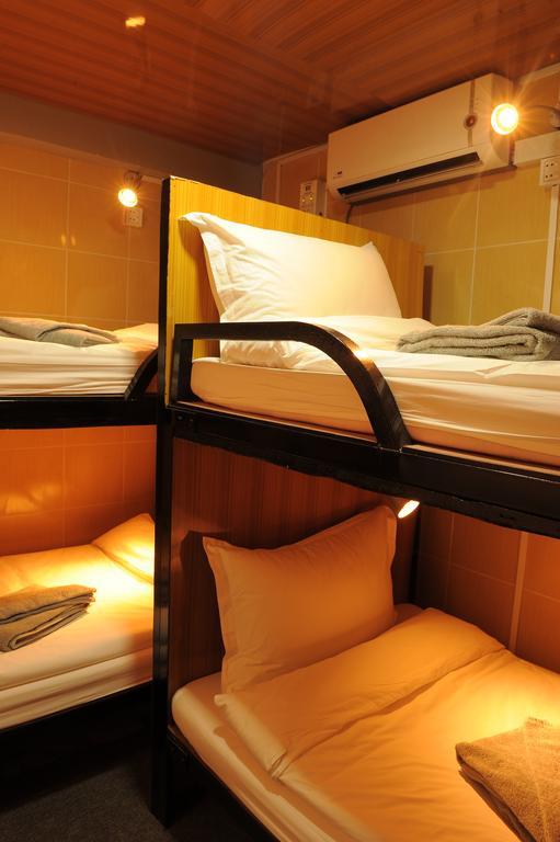 Space Boutique Hostel Yangon Room photo